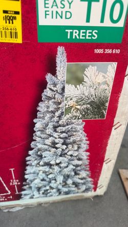 Christmas tree7.5 ft