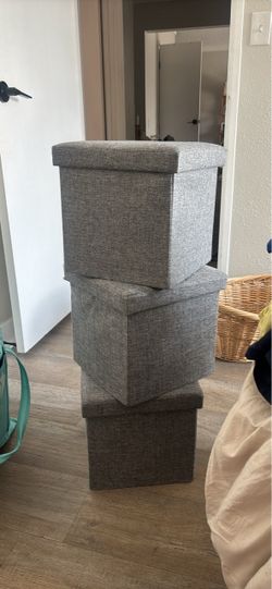 Foldable Storage Ottomans