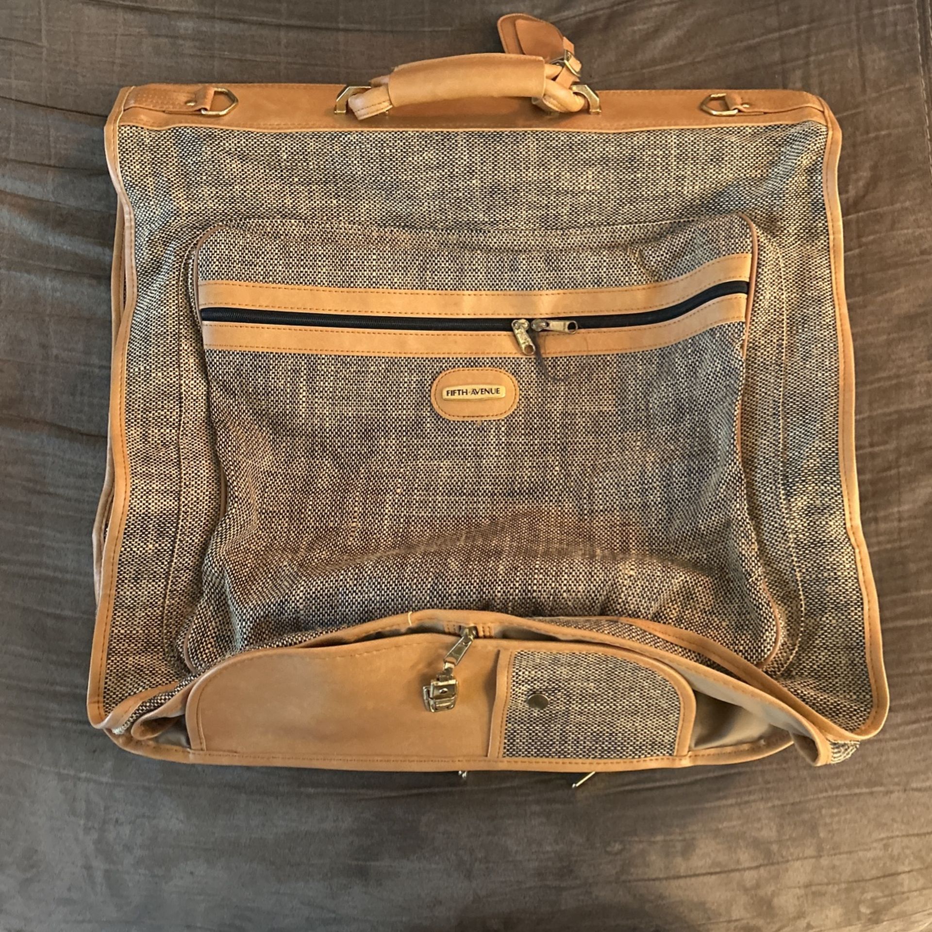 Fifth avenue Full Size Dress Bag/suitcase