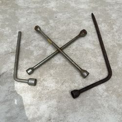 Lug Wrenches