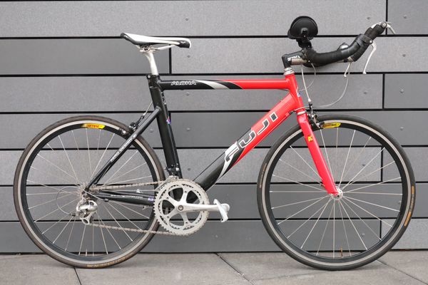 fuji aloha 1.0 triathlon bike