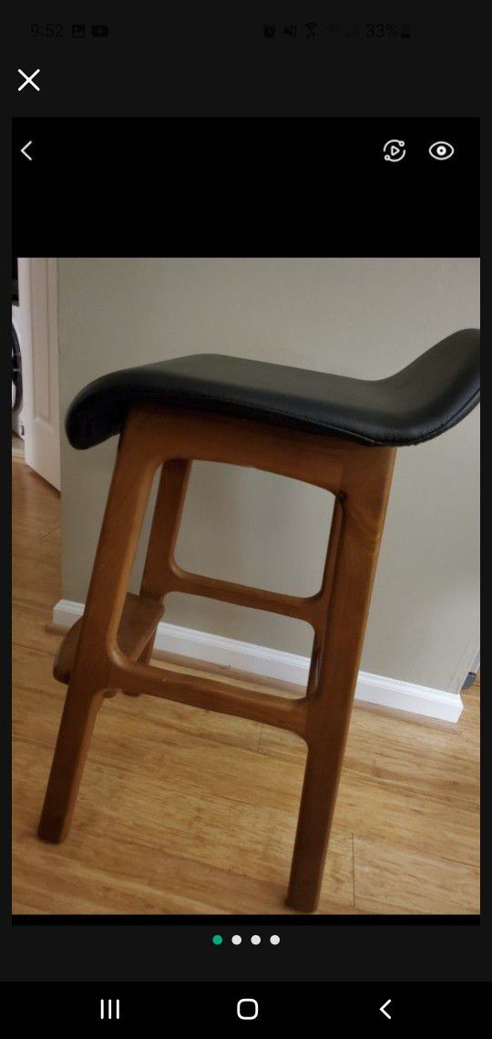 Bar Stool ( Leather Counter Top Height)
