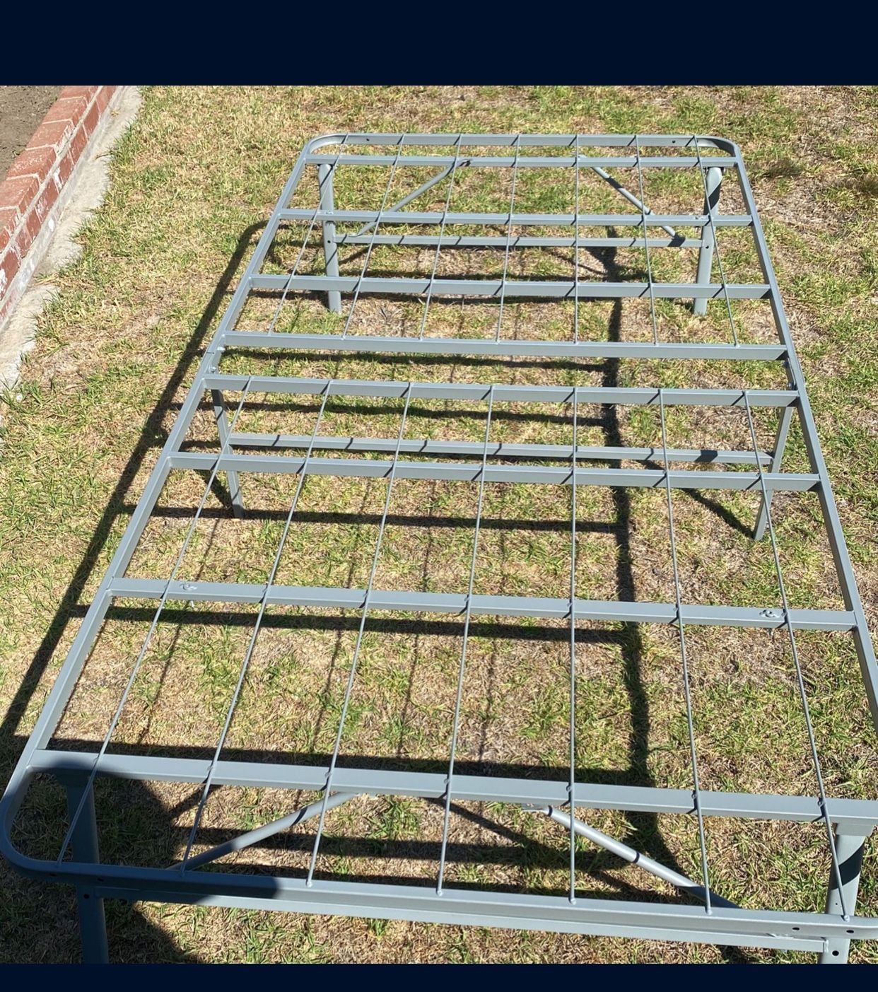 Twin Metal Frame