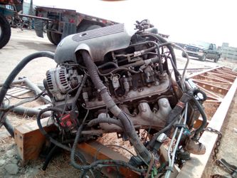 Pulled 5.3L V8 Engine with Wiring Harness