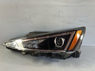 2019 2020 HYUNDAI ELANTRA LEFT DRIVER SIDE HEADLIGHT OEM