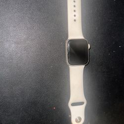 Apple Watch(READ DESCRIPTION )