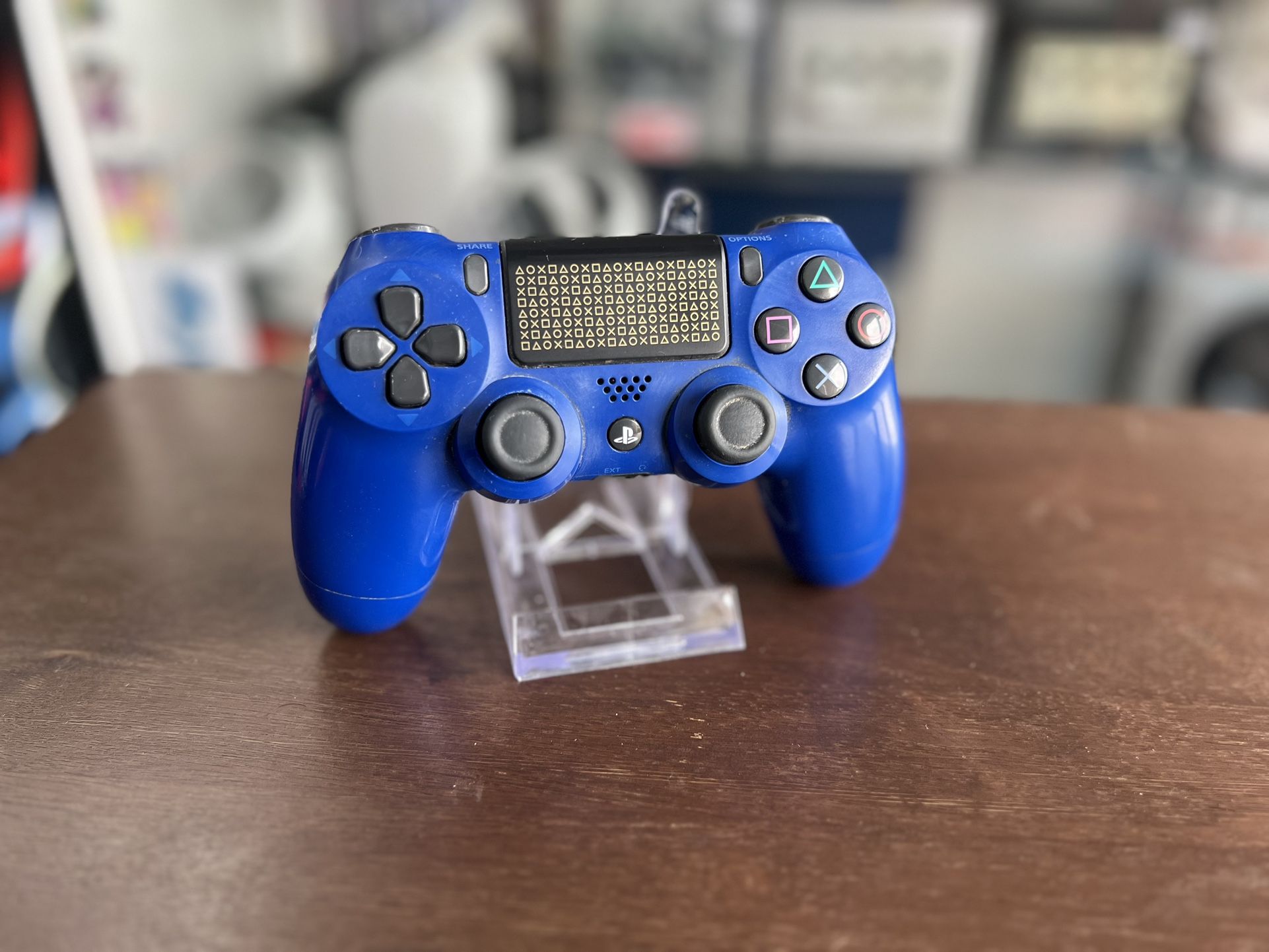 Days of best sale play ps4 controller