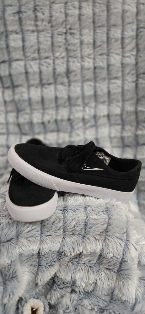 Nike Shane O'Neill SB Size 6 1/2 Mens 