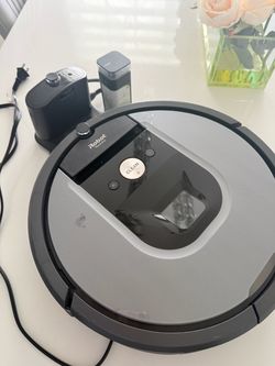 Roomba vacuum