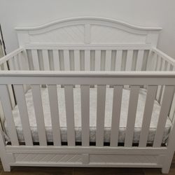 Delta 4 In 1 Baby Crib With Mattress $150