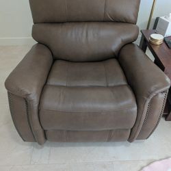 Leather Power Rocker/Recliner