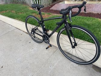 Giant contend 3. 16 speed Xsmall lightweight aluminum frame