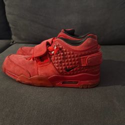Nike Air Cruz Red October’s Size 11.5