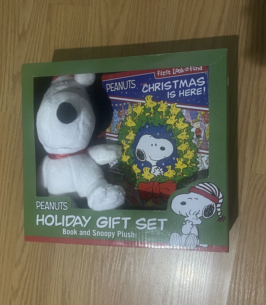 Peanuts: Christmas Is Here! Holiday Gift Set Book and Snoopy Plush - by Pi Kids (Mixed Media Product)