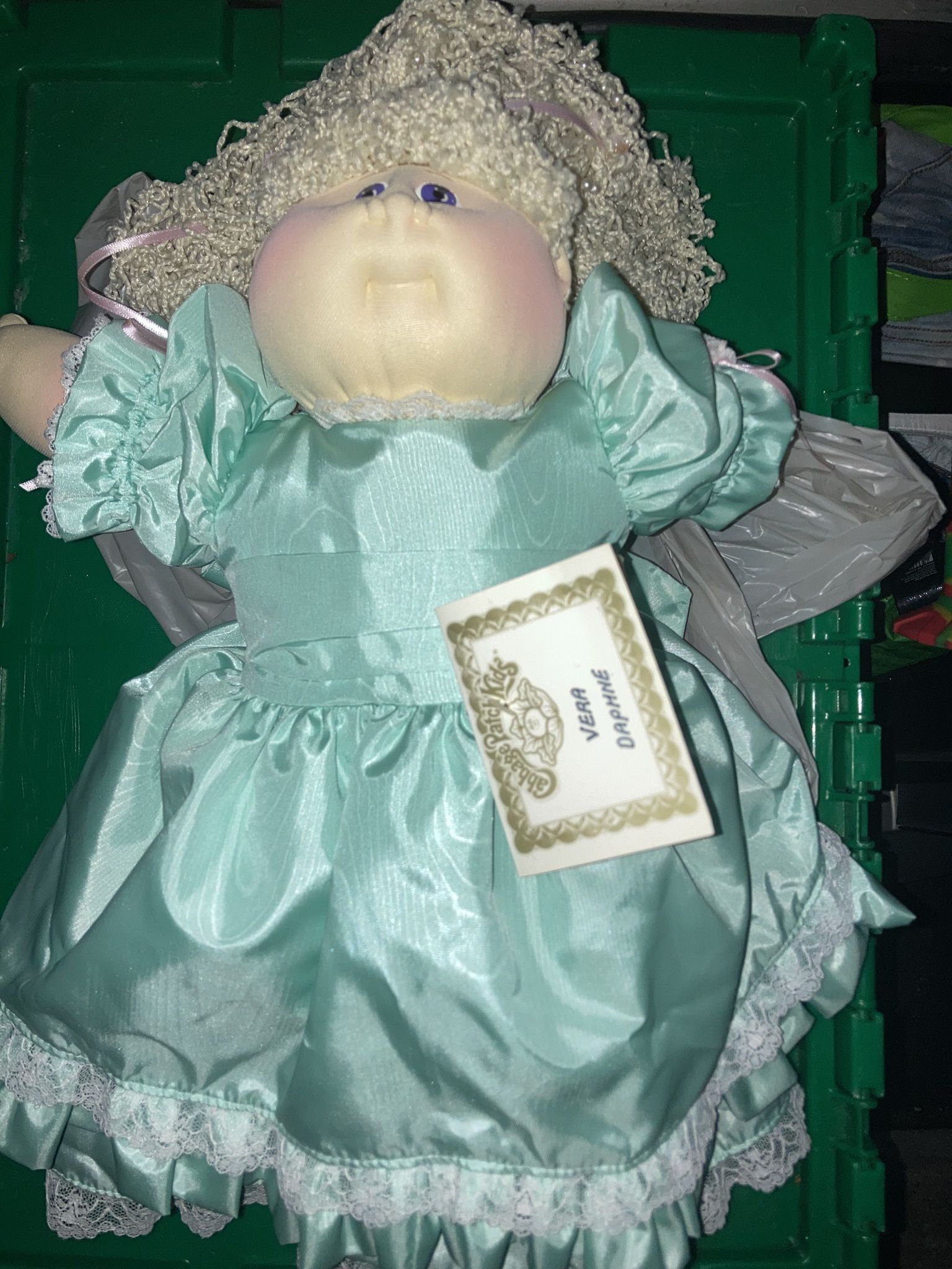 LIMITED EDITION CABBAGE PATCH DOLLS IN MINT CONDITION (signed)
