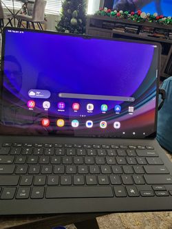 Samsung Tab S9Ultra + Keyboard Case