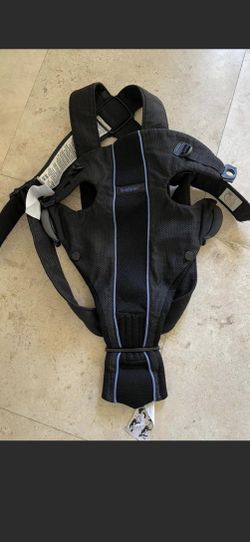 Baby bjorn mini carrier