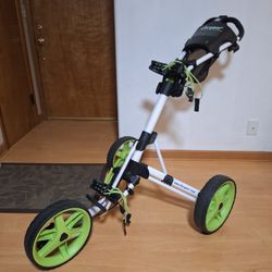 Used Clicgear Model 3.5+ / Mint Condition / White & Green