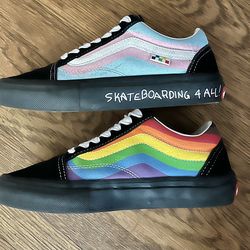 VANS PRIDE