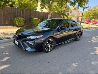Toyota Camry 2018 SE