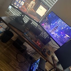 Gaming pc with 3 monitors