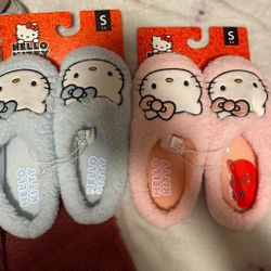 HELLO KITTY SLIPPERS