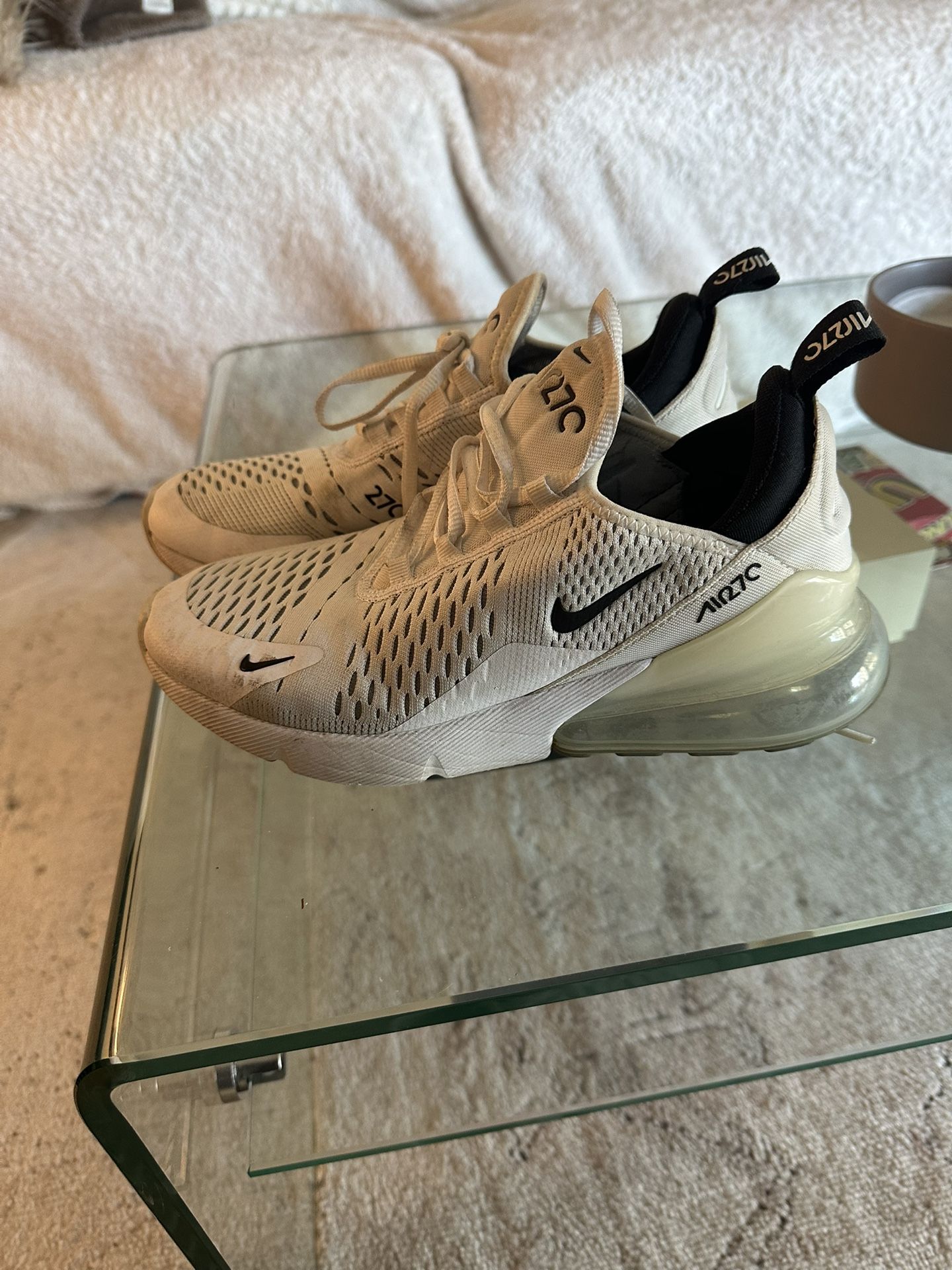 white nike sneakers size 6 youth