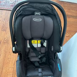 Graco Snugfit 365 Car seat