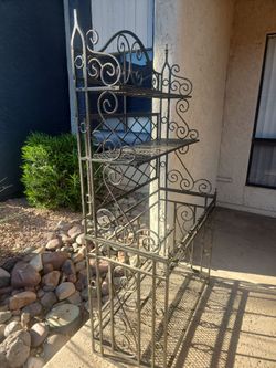 Metal table