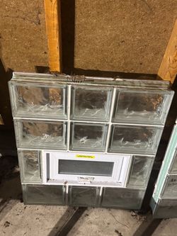 BRAND NEW Pair of Glass Block Windows with Built-in Vents (25.5" x 21.5")