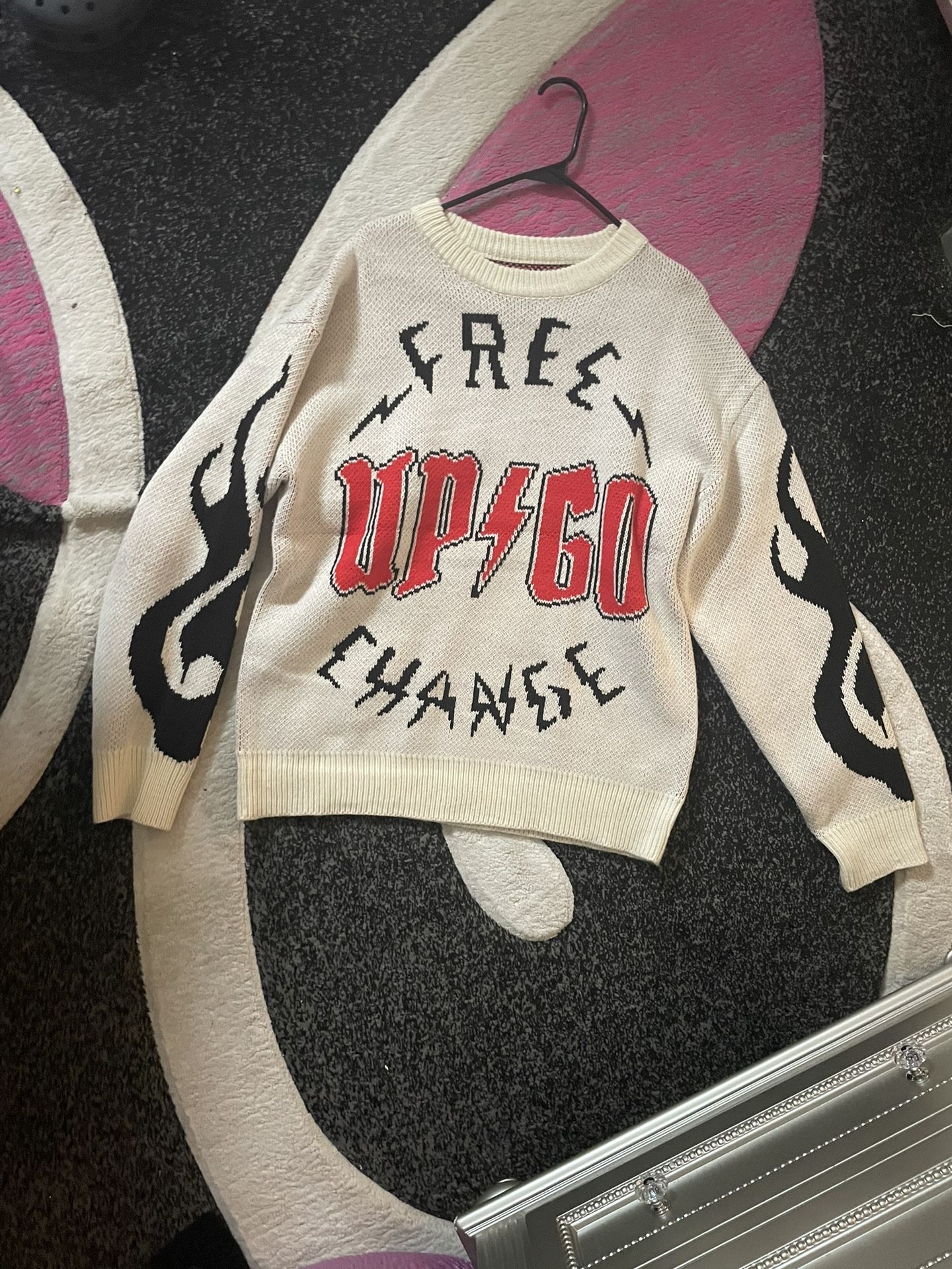Mens Sweatshirt 30$