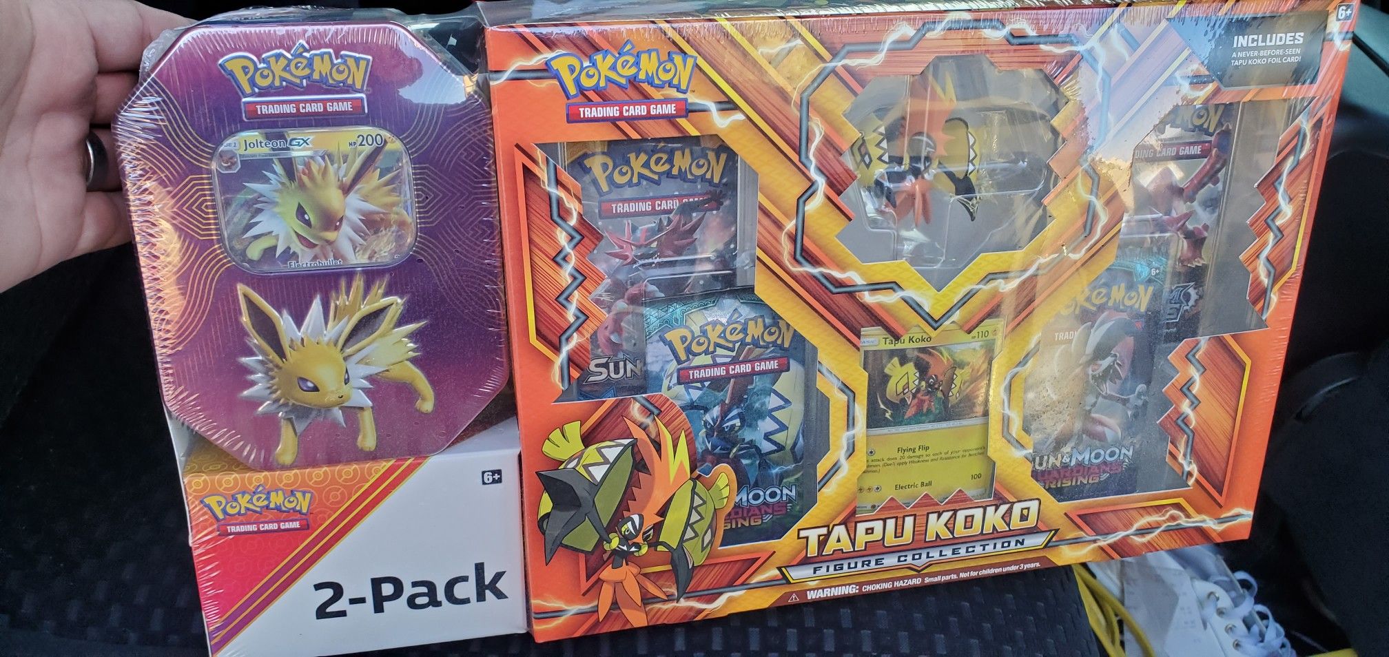 Pokemon 2 pack gift set.