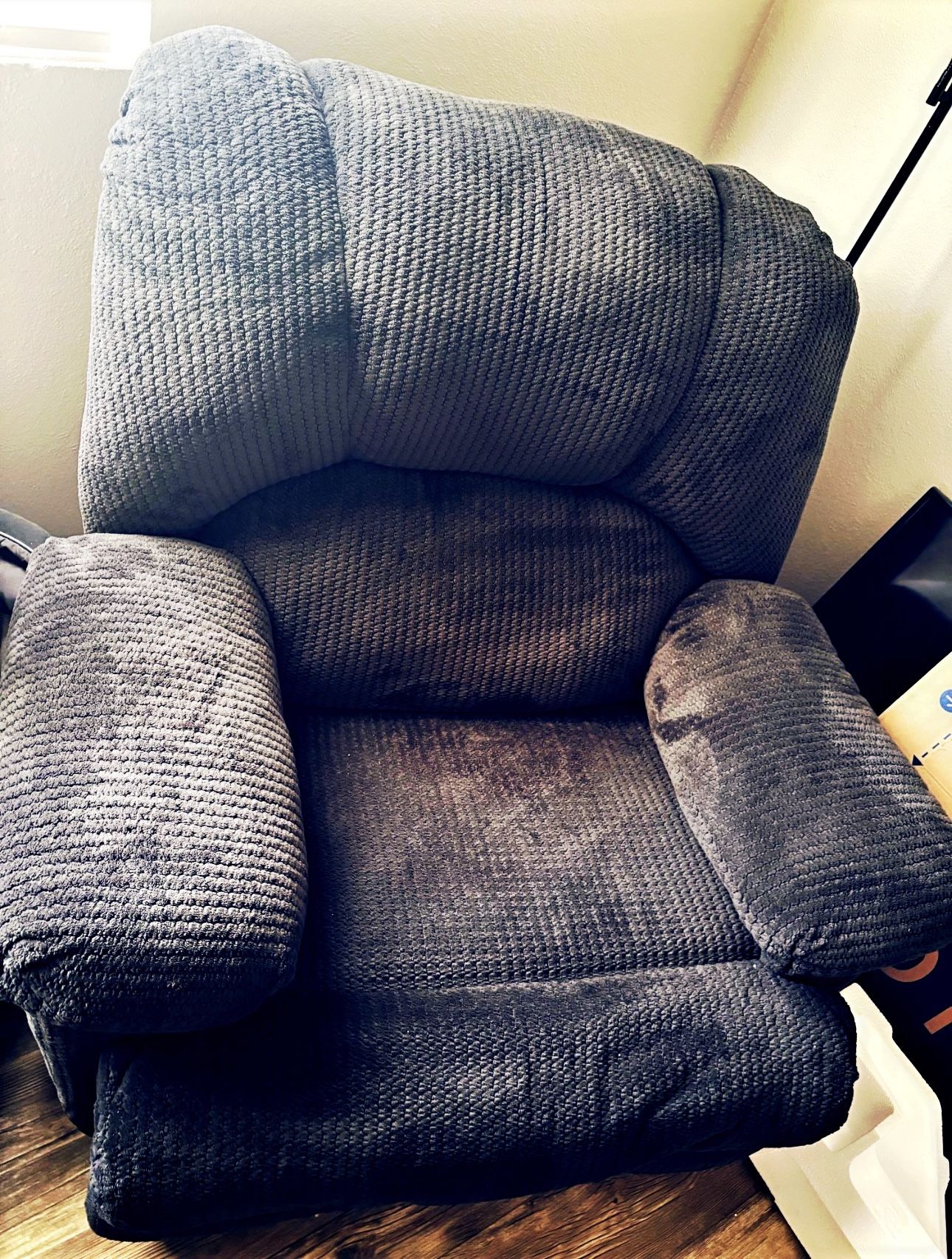 Recliner Sofa