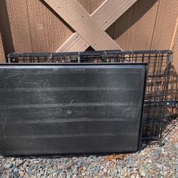 Medium Metal Dog Crate