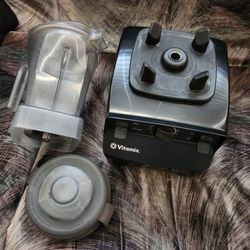 Vitamix 5200 Premium Blender "Works Great " Best Blender on the Market