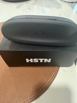 Oakley Meta glasses hstn barely used