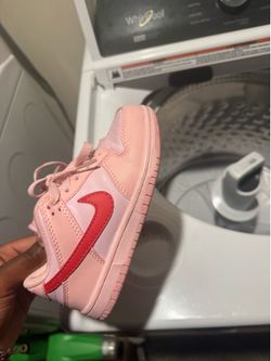 Pink Nike Dunks ( 13c )