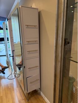 Shelf with mirror
