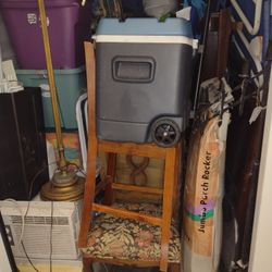 Small Storage Unit- all Items