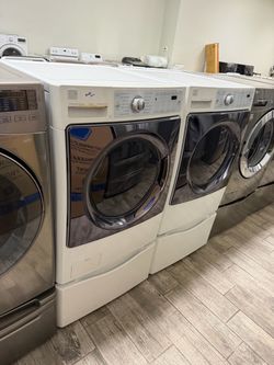 Kenmore elite frontload washer and dryer set electric with warranty