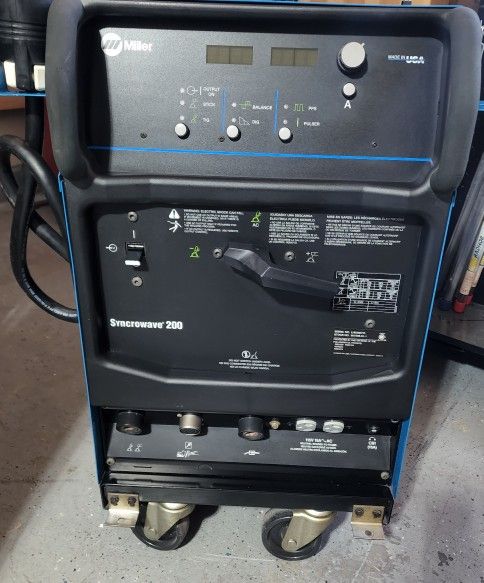 Miller Syncrowave 200 Tig - Stick Welder Clean