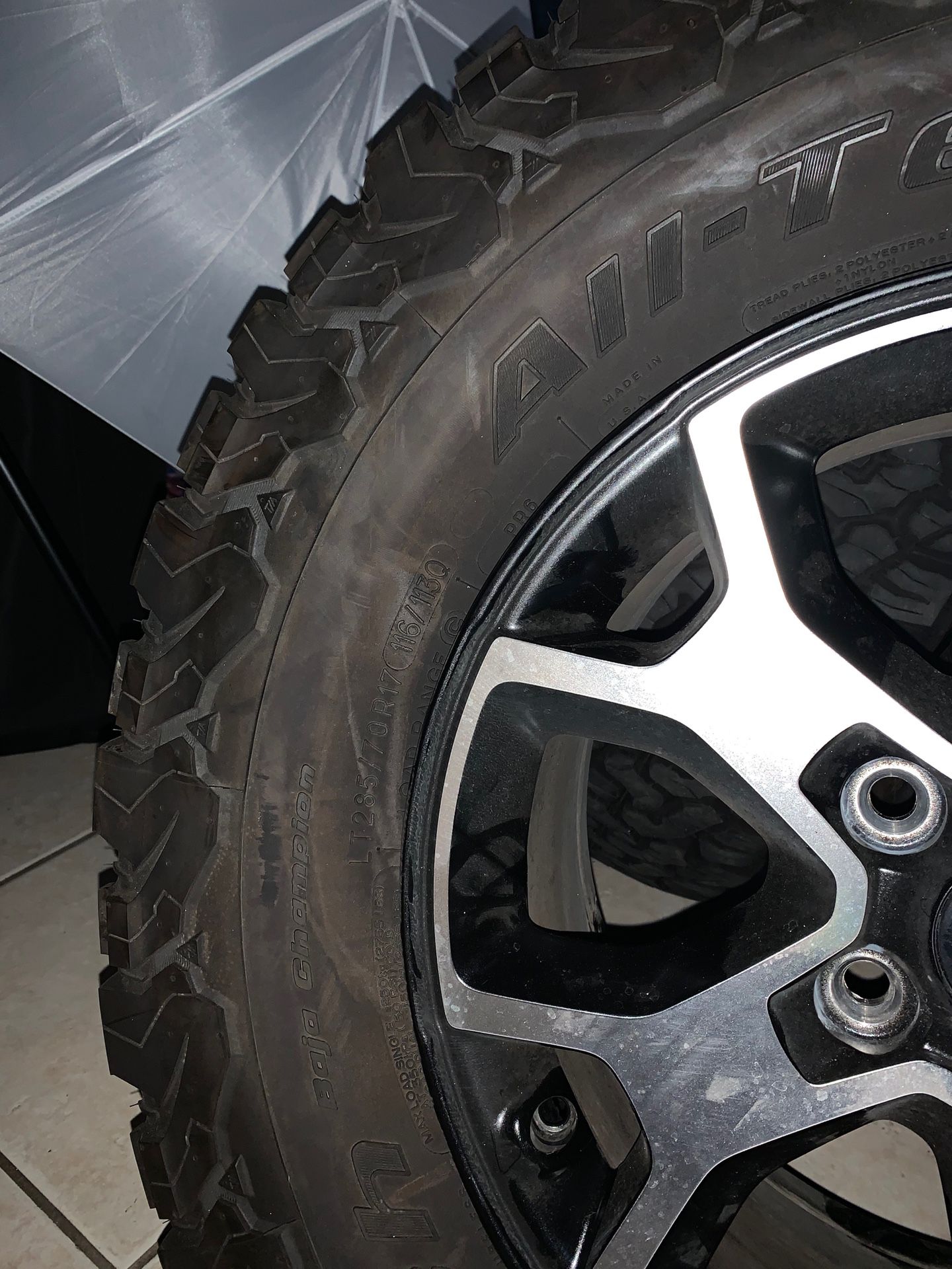 285/70/17 Jeep 2020 RUBICON OEM 5 wheels rims tires 2018 2019 Wrangler NEW