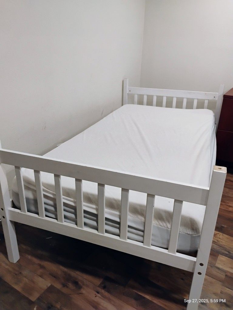 Twin Bed With Mattress