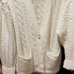 New  Off White Cardigan Sweater w Pockets XL