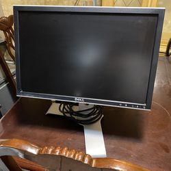 Dell 19” LCD Monitor With Adjustable Stand And Power Cord