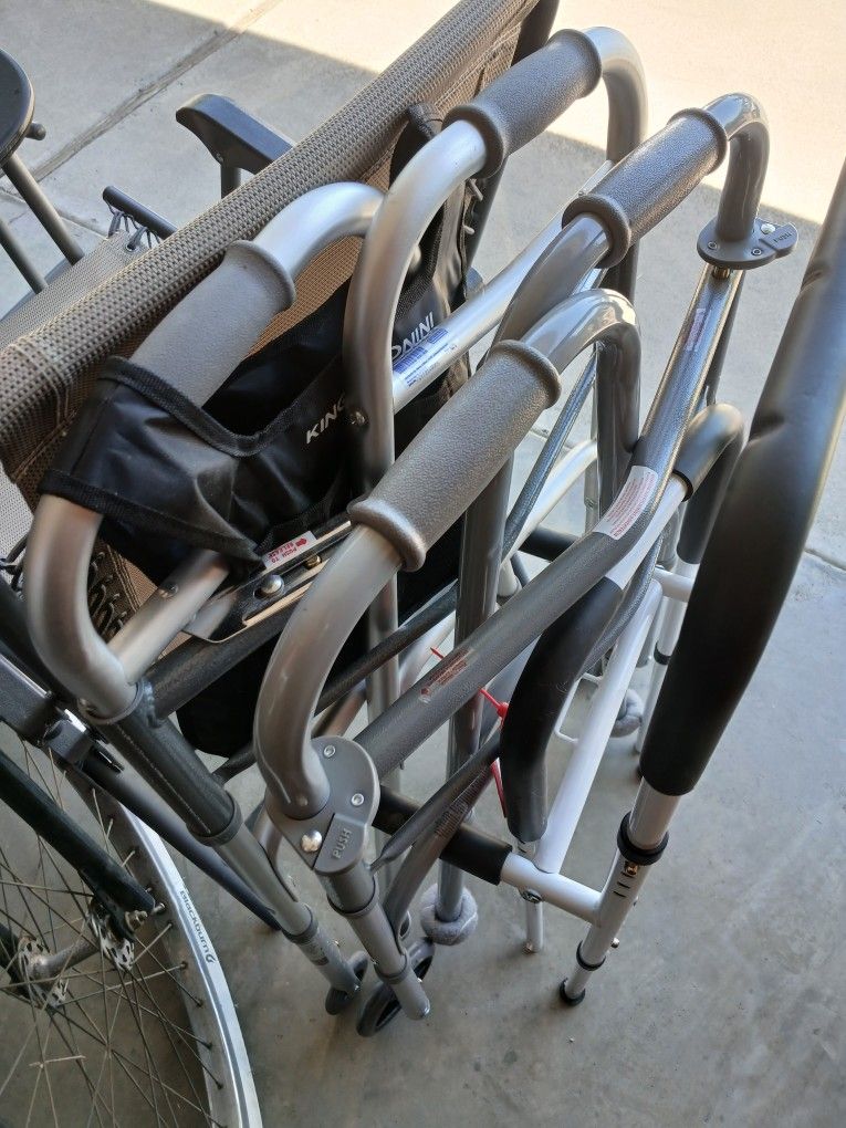 Medical Equipment! Waker's/ Cane' $15 & $20 MUST GO!!!