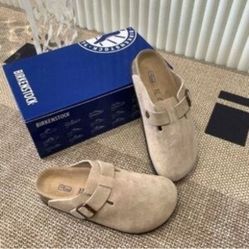 Birkenstock Boston taupe suede mule clogs