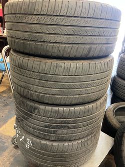 Tires 235-45r18 Michelin