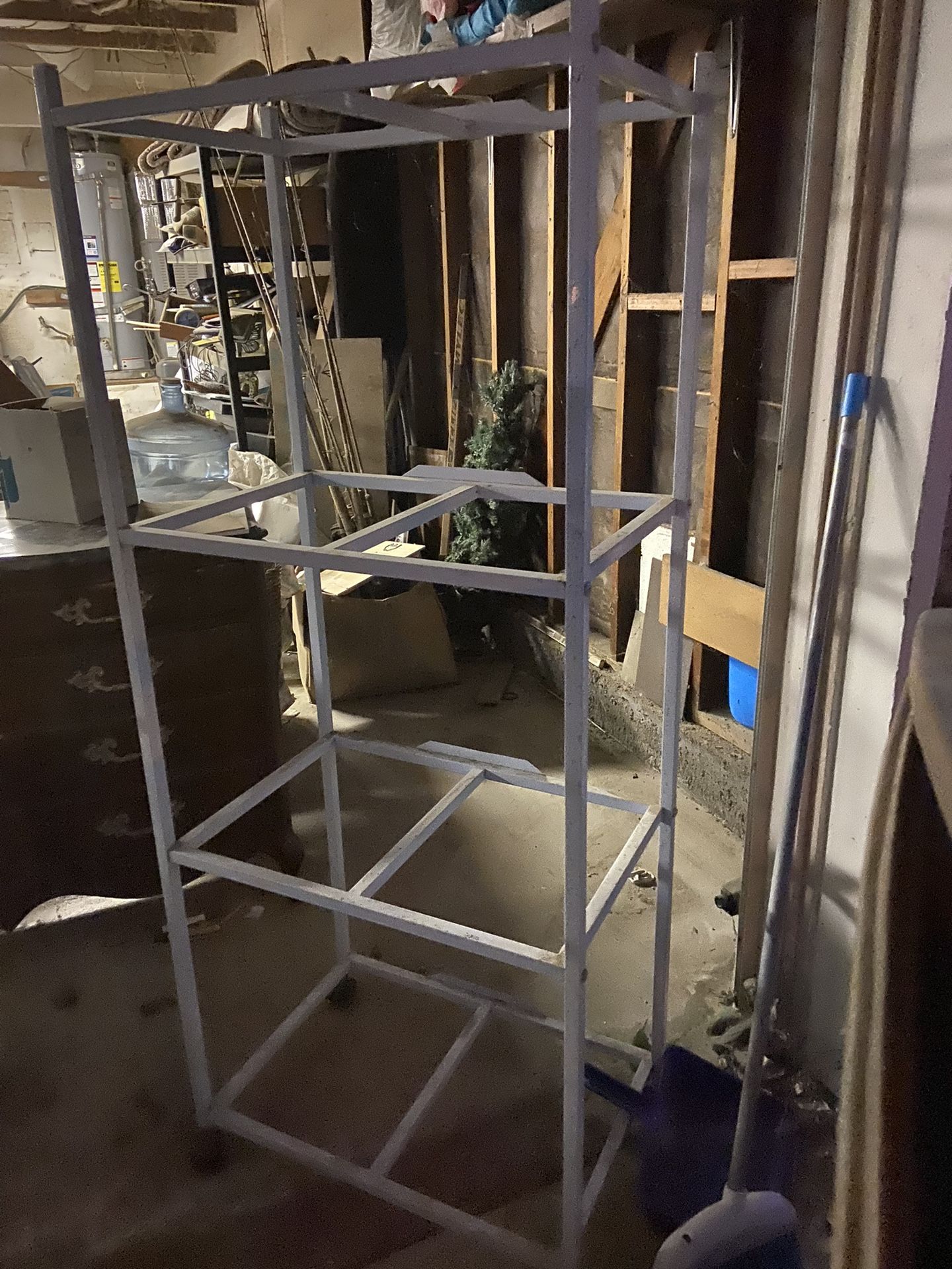 4 Tier Bird Cage Stand 
