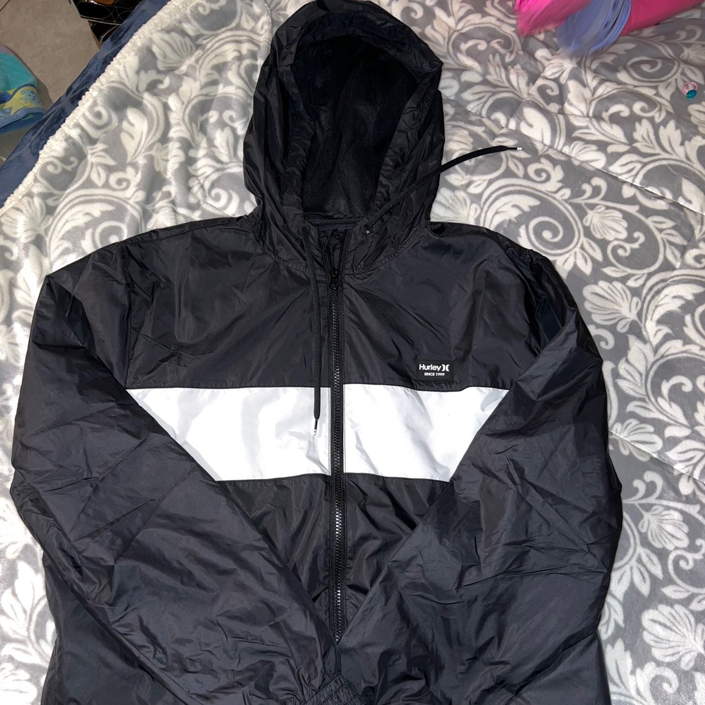 Chamarra Rompe viento Hurley for Sale in Spring Valley CA OfferUp